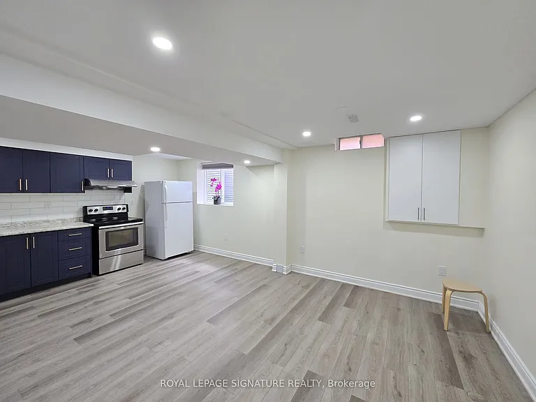 68 Mullis Cres #BASEMENT — Photo 3