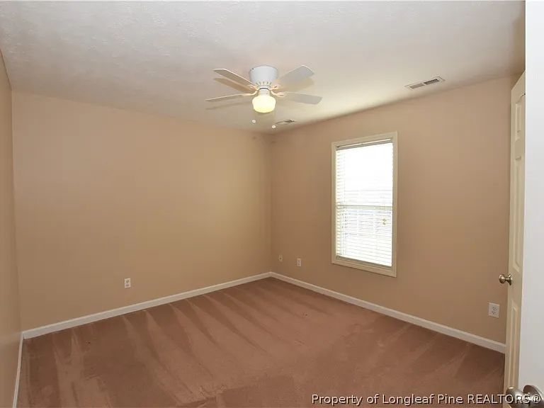 60 Scranton Ct — Photo 8