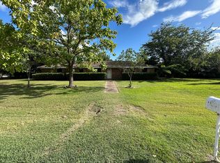 654 Shannon Ct, Midlothian, TX 76065
