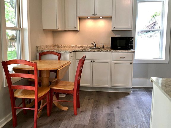 Kitchen/Dinning room