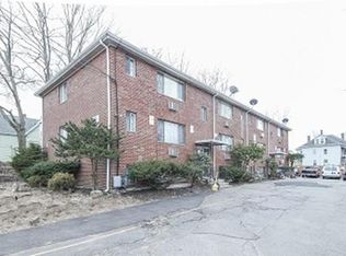 73 Robbins St UNIT 31, Waltham, MA 02453