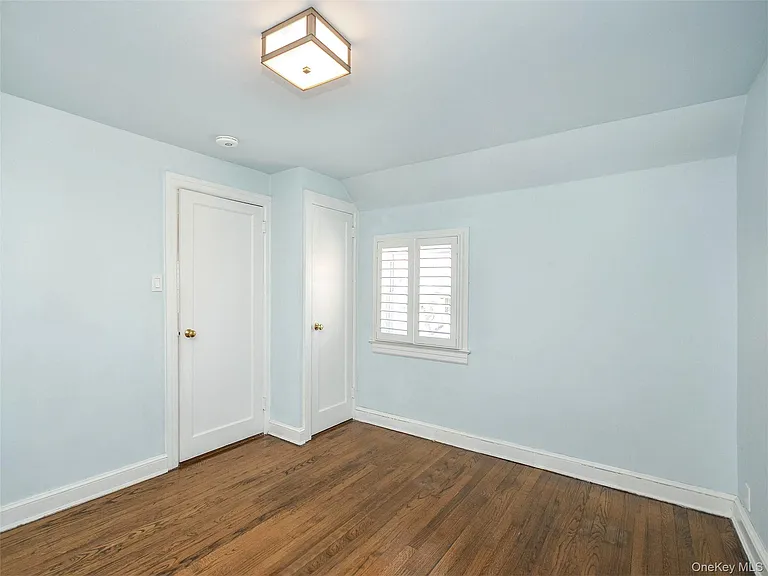 61 Locust Ave #1 — Photo 9
