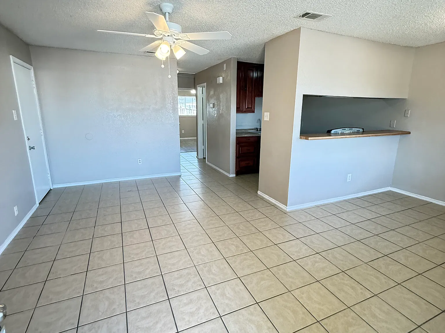 2 bed, 940 sqft, $1,395 — Photo 4