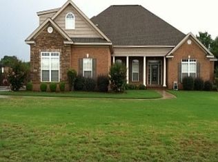 60 Fox Glenn Lair, Wetumpka, AL 36093