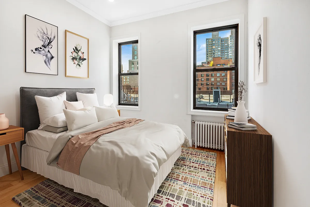 Building Photo - 536 E 82nd St #4F