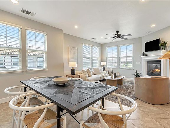 4th image of 2230 Santoro Ln