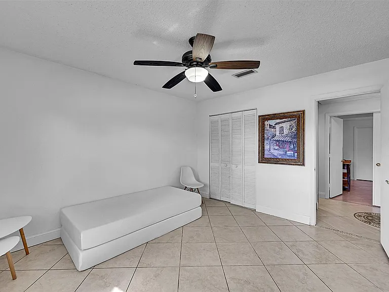 1361 SW 26th Ave — Photo 12