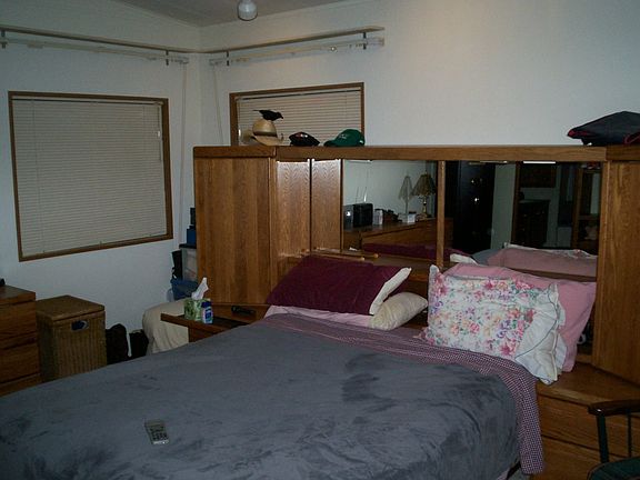 5th image of 20 E Lakeshore Pl