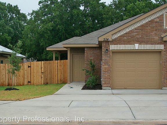 2nd image of 224-A Anne Louise Dr