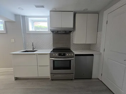 66 Greenfield Dr Photo 1