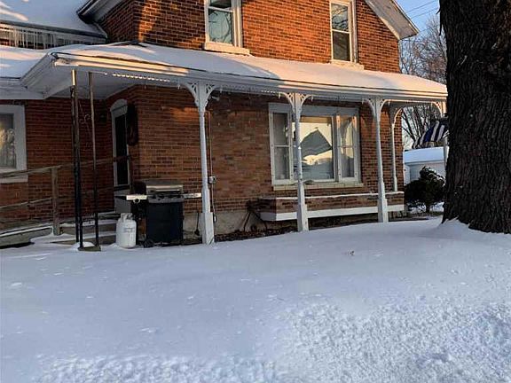 2nd image of 962 Cardinal Ln