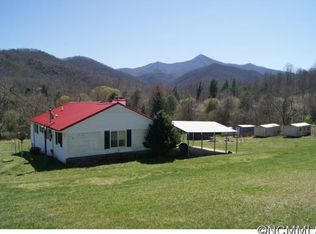 6 Samuel Ln, Candler, NC 28715