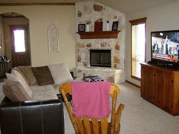 5th image of 4020 Rocky Vista Dr