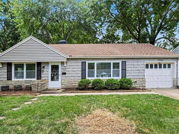 7540 Rainbow Dr, Prairie Village, KS 66208