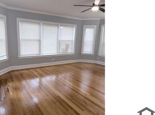 7653 S Yates Blvd, Chicago, IL 60649