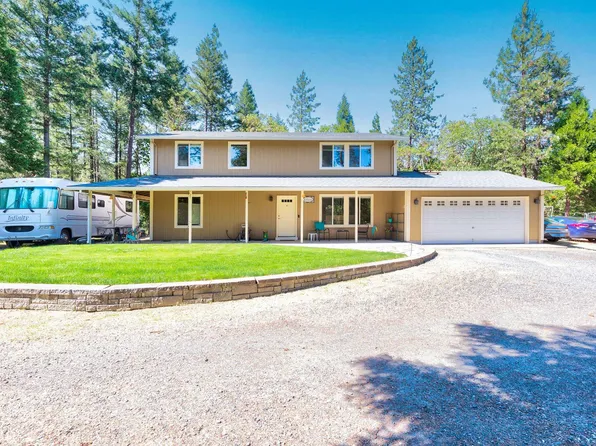 9838 W Evans Creek Rd, Rogue River, OR 97537