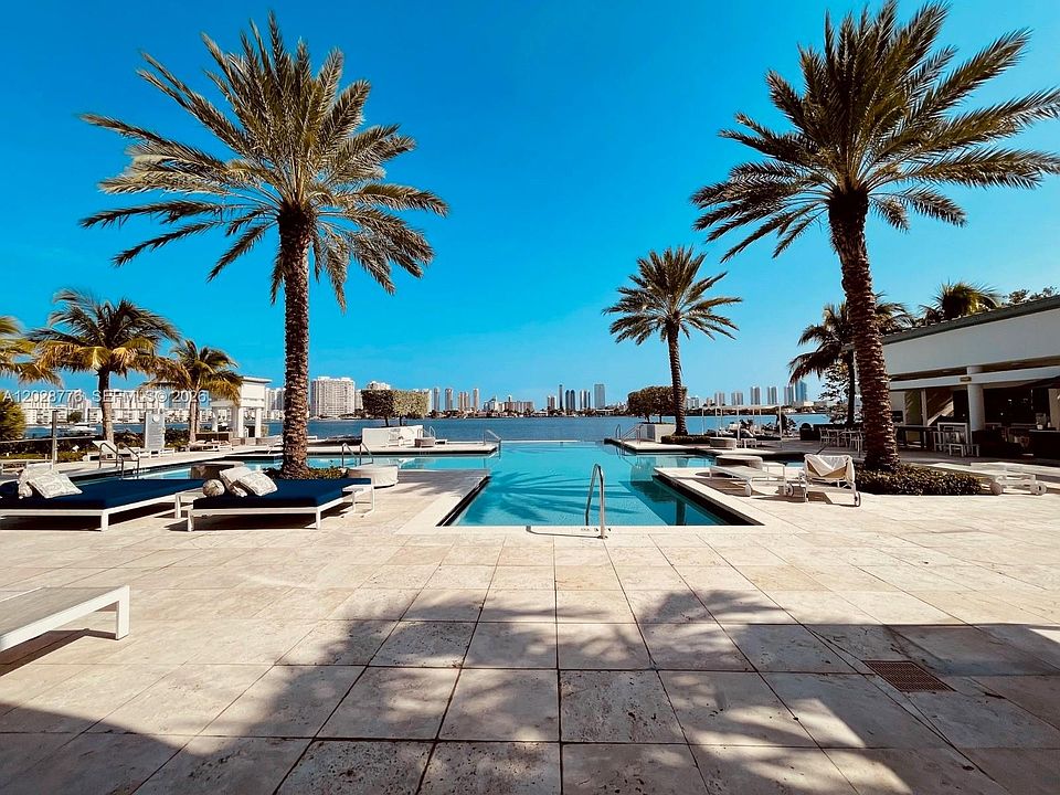 1st image of 17111 Biscayne Blvd Unit 208