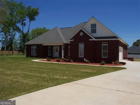 56 Joseph Pl, Byron, GA 31008