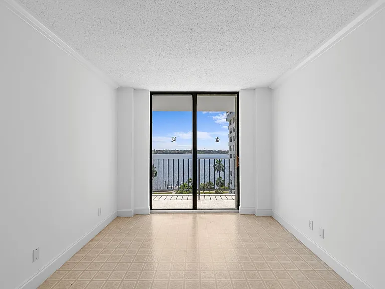 3800 Washington Rd #812 — Photo 9