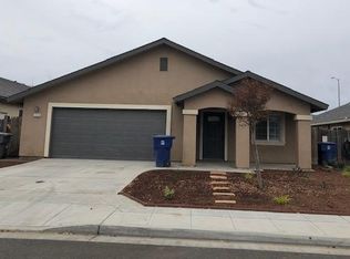 1334 Ardilla Dr, Madera, CA