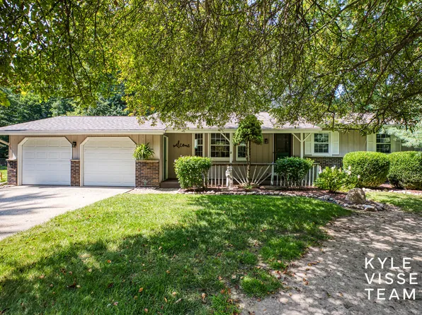 11617 Woodgate Dr NW, Grand Rapids, MI 49534