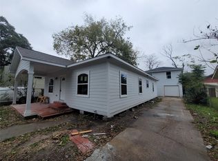 7033 Avenue E, Houston, TX 77011