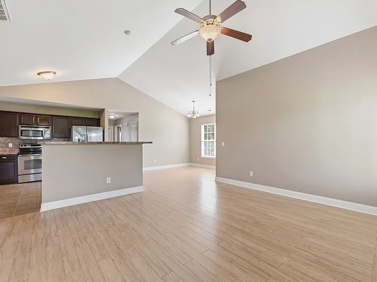 110 Grist Mill Dr — Photo 14
