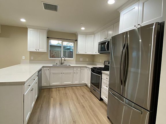 2nd image of 7611 Beck Ave