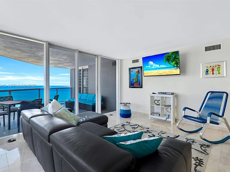 6301 Collins Ave #1708 — Photo 36