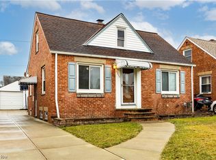 9315 Orchard Ave, Brooklyn, OH