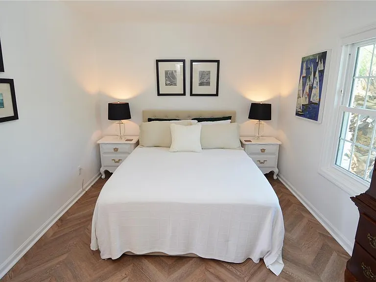 5048 Beach Dr SE #F — Photo 36