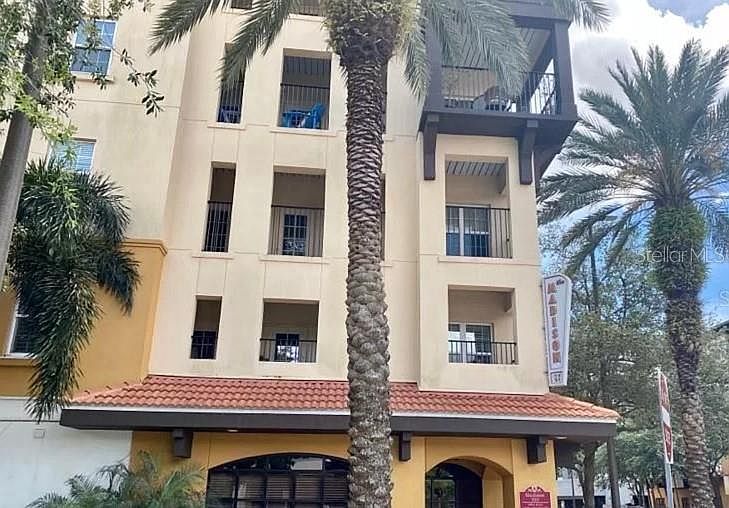 1st image of 100 4th Ave S APT 101