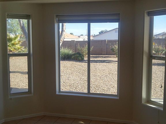 Dining room/ kitchen nook