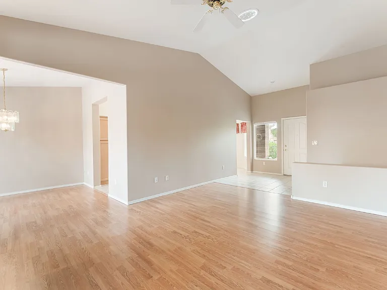 9356 Villa Ridge Dr — Photo 11