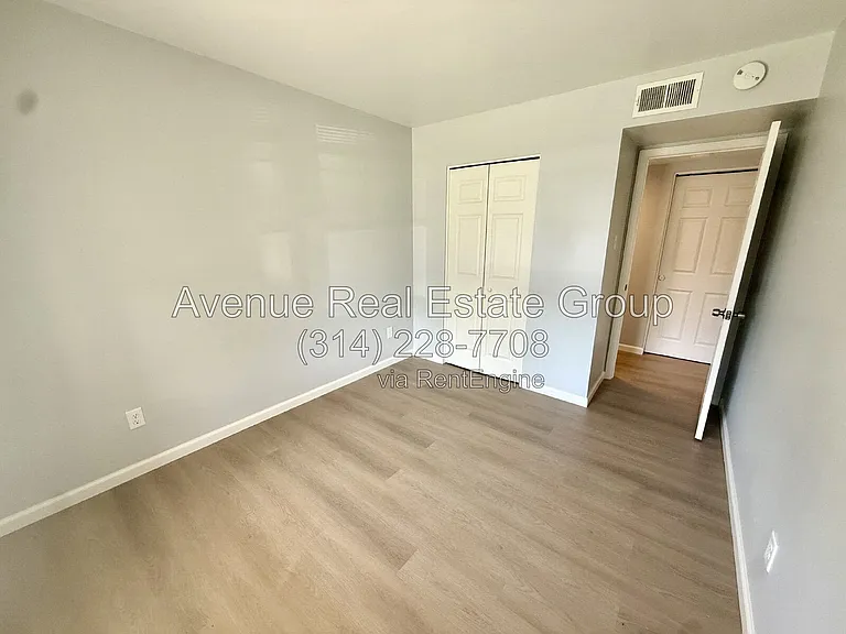 1674 Blue Ridge Dr #C — Photo 9