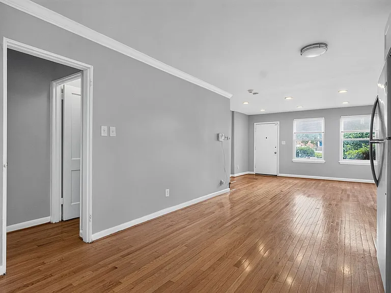 5551 Chillum Pl NE — Photo 7