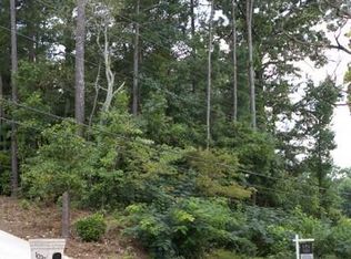 1010 Cooper Lake Rd, Smyrna, GA 30082