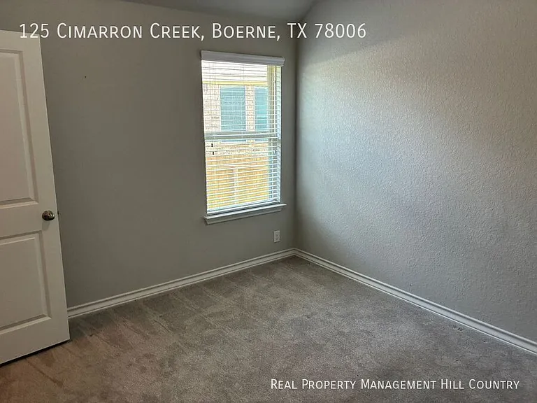 125 Cimarron Crk — Photo 13