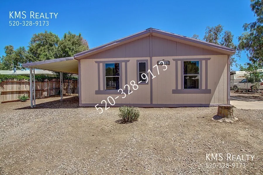 3 Bedrooms 2 Baths MH- Marana Owner/Agent — Photo 1
