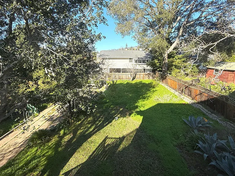 2829 Prince — Photo 12
