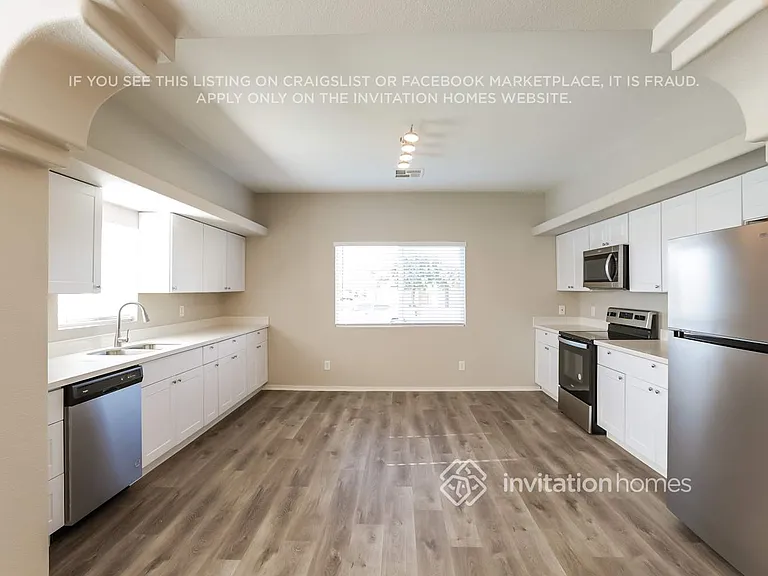 8712 W Turney Ave — Photo 7