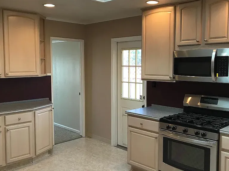 14 Olive Ct — Photo 11