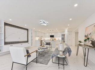 20 Baif Blvd #306, Richmond Hill, ON L4C8T1