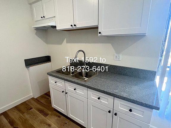 5th image of 13111 Vanowen St APT 15
