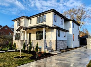 1911 S Prospect Ave, Park Ridge, IL 60068