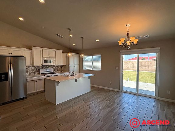 3rd image of 9402 Horsetail Creek Ct