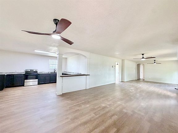3rd image of 1220 Avenue G