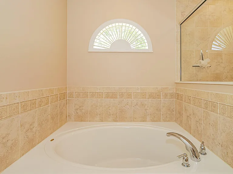 113 Stony Point Dr — Photo 22