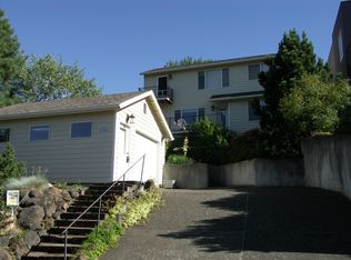 1335 Lincoln St, Hood River, OR 97031