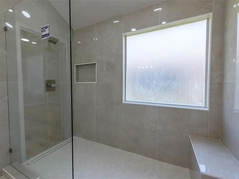 3304 Felicia Ct — Photo 13